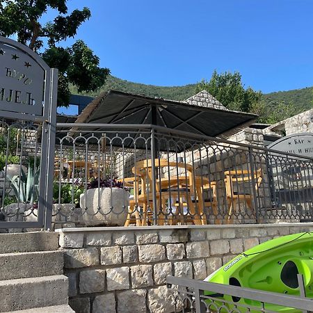 דנוניי סטוליב Vila Djuro Mikijelj מראה חיצוני תמונה